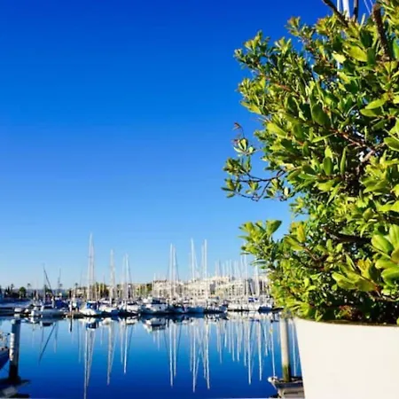 公寓 At The Marina *