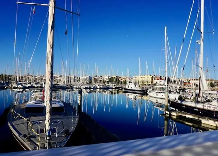 At The Marina Apartmán